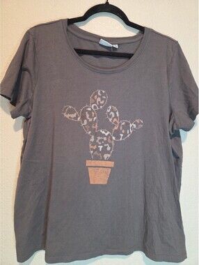Doe Gray Graphic T-Shirt with Cactus Print, XXL
